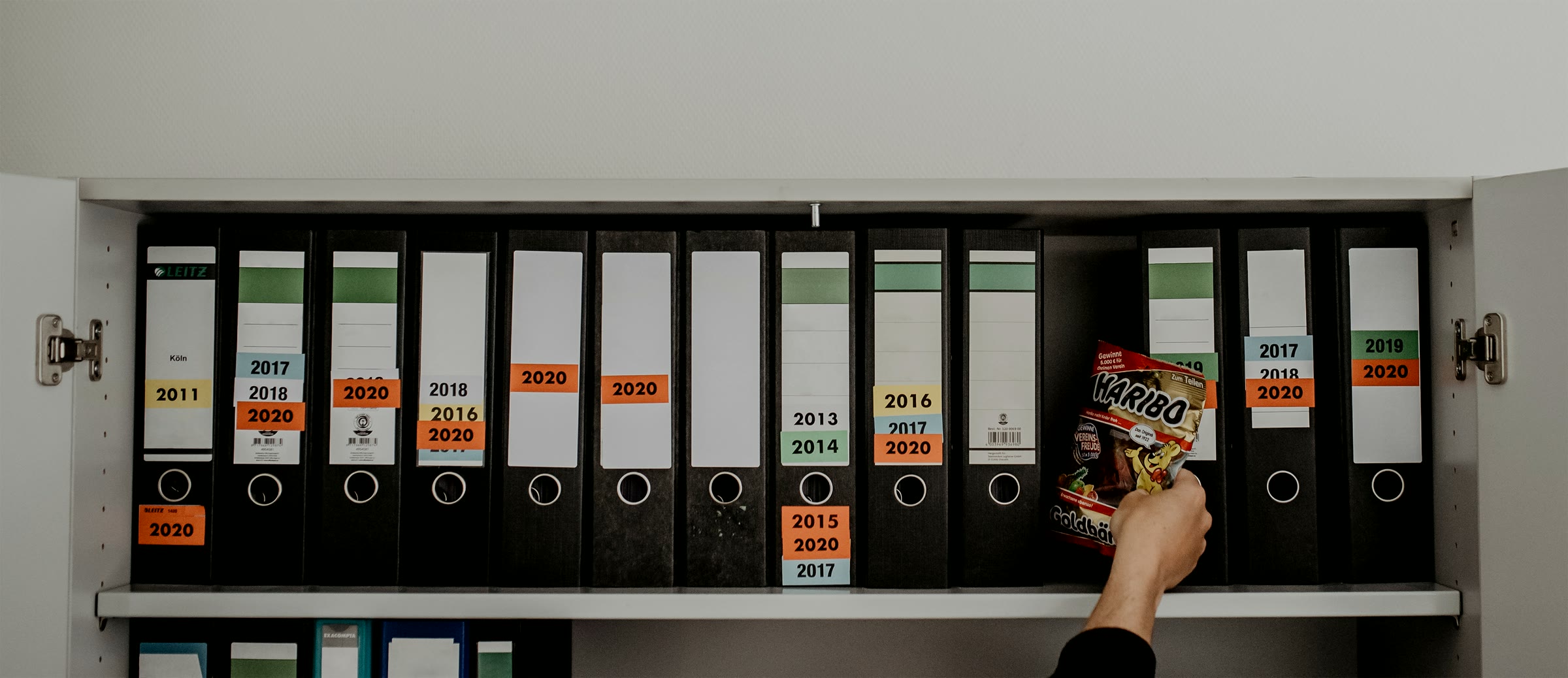 Boneß & Euteneuer, Aktenordner im Archiv