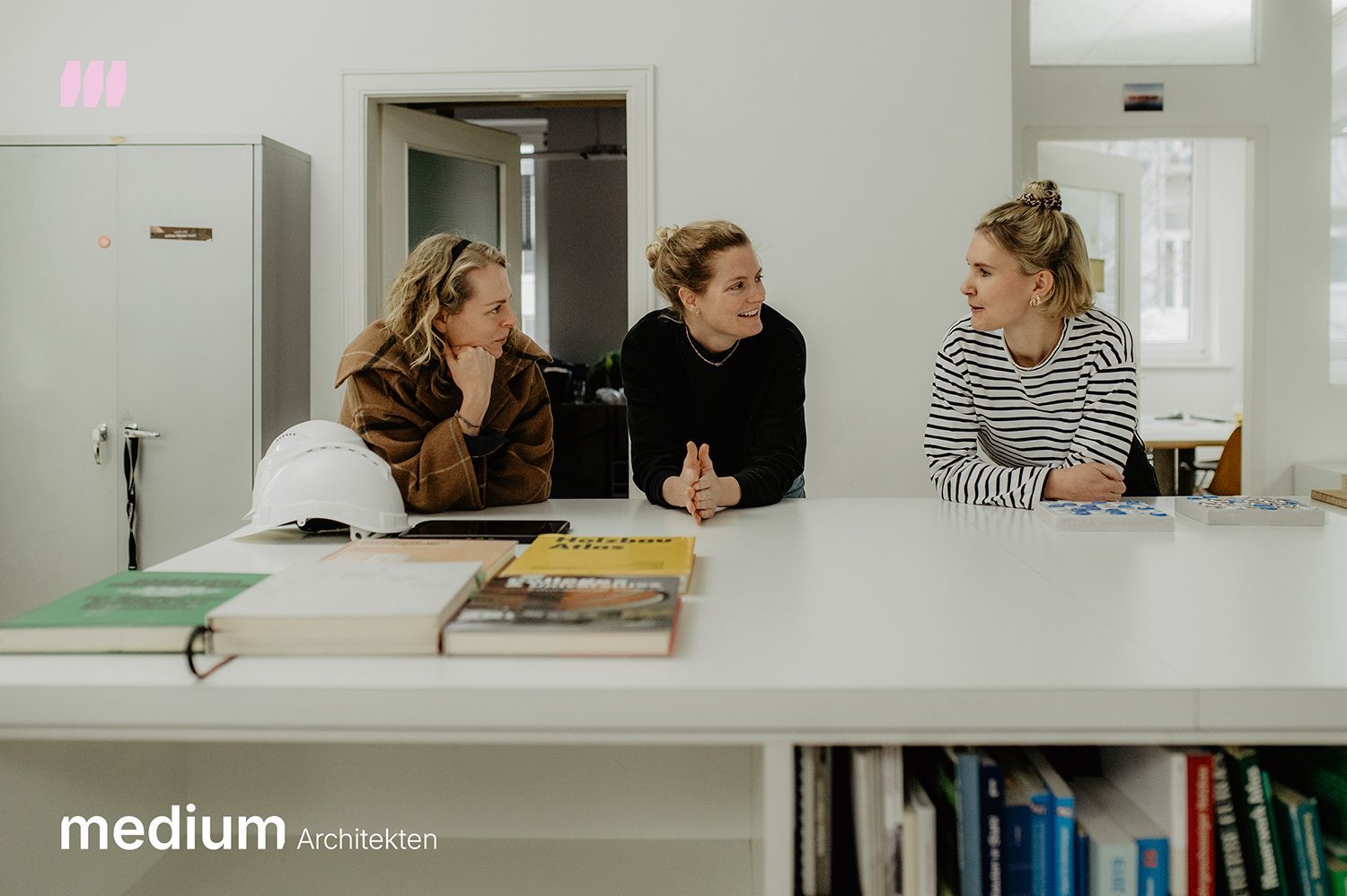 medium Büro