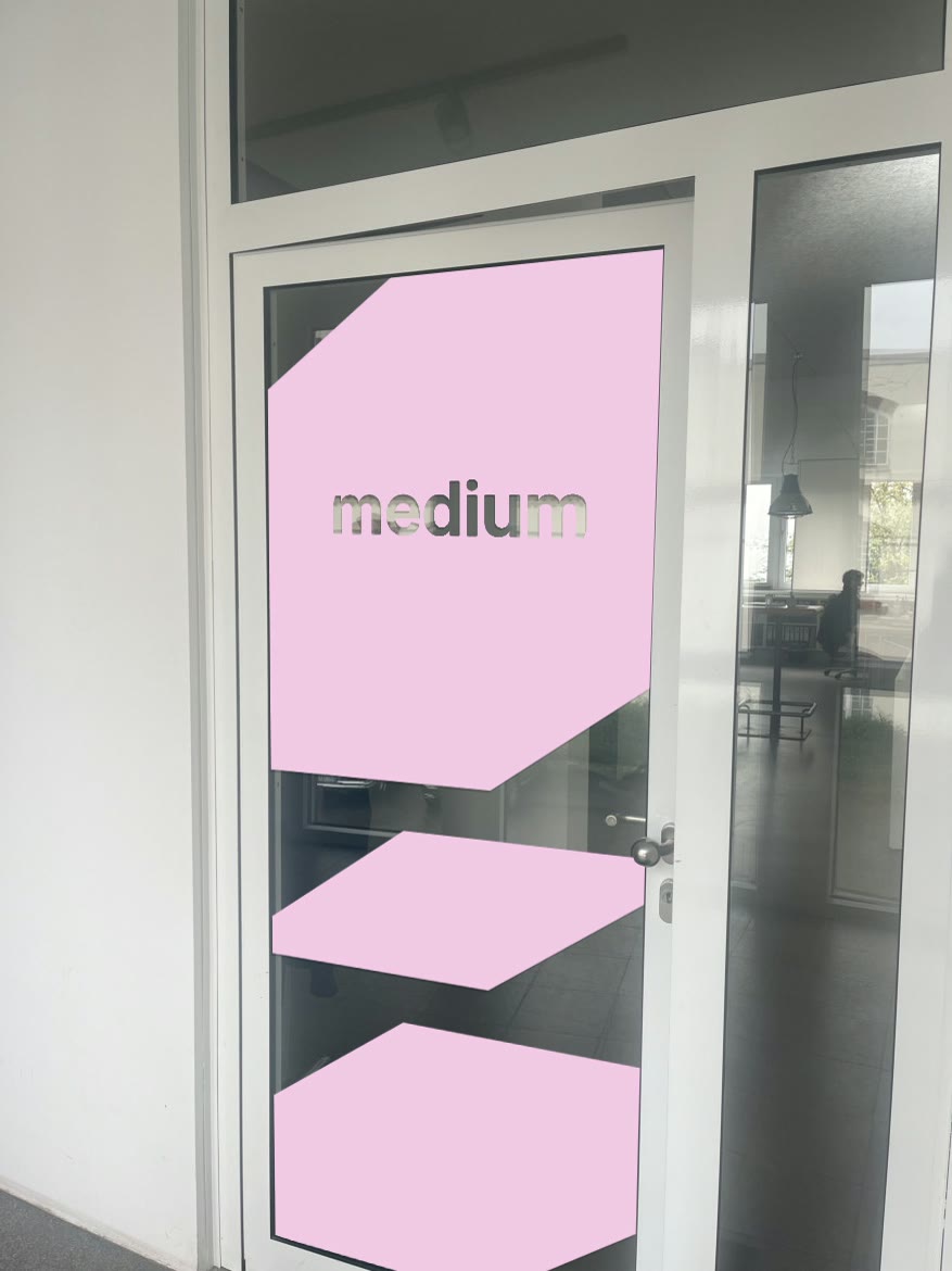 medium Architekten Türfolierung