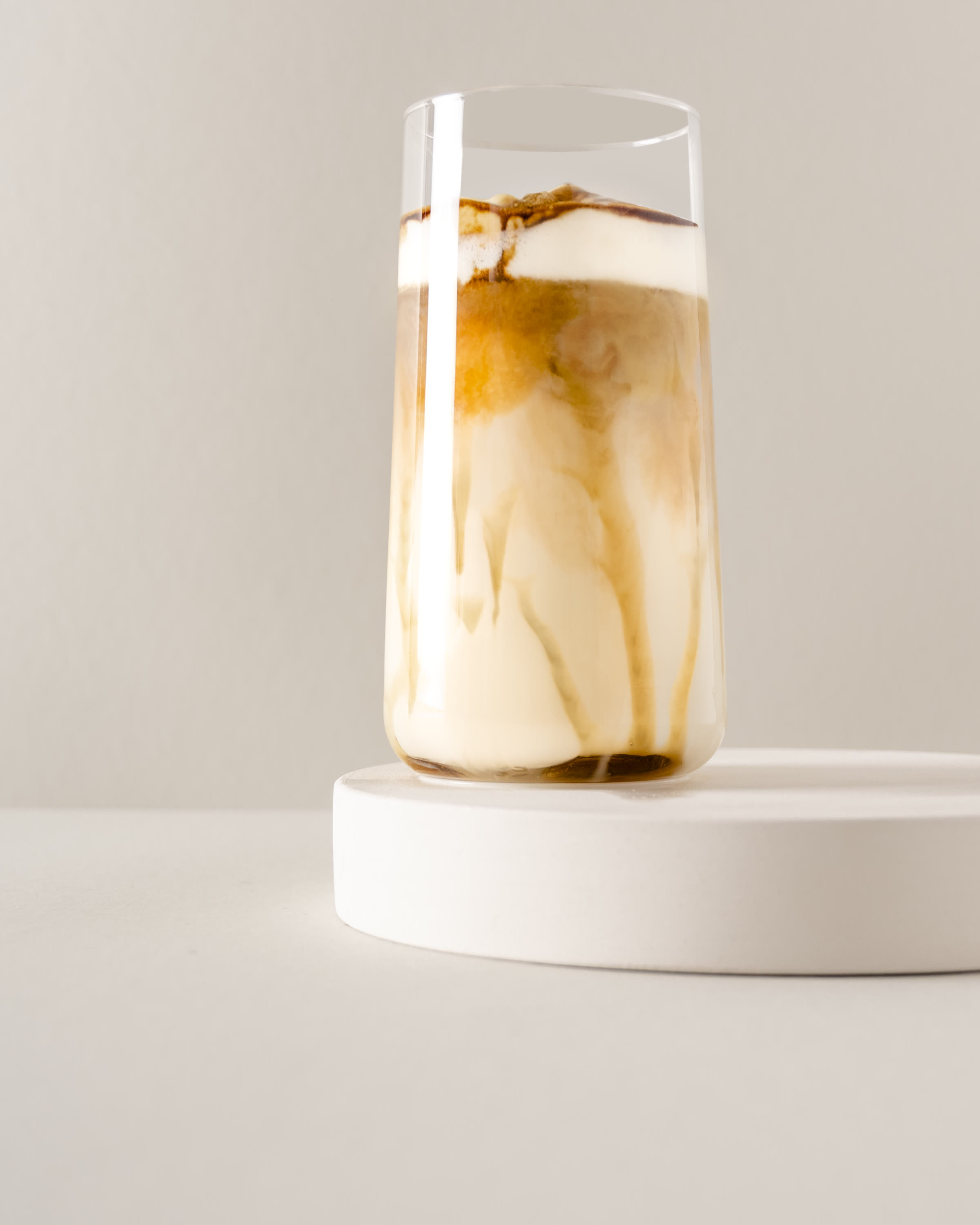 the moc, Iced Latte mit Eiswürfeln