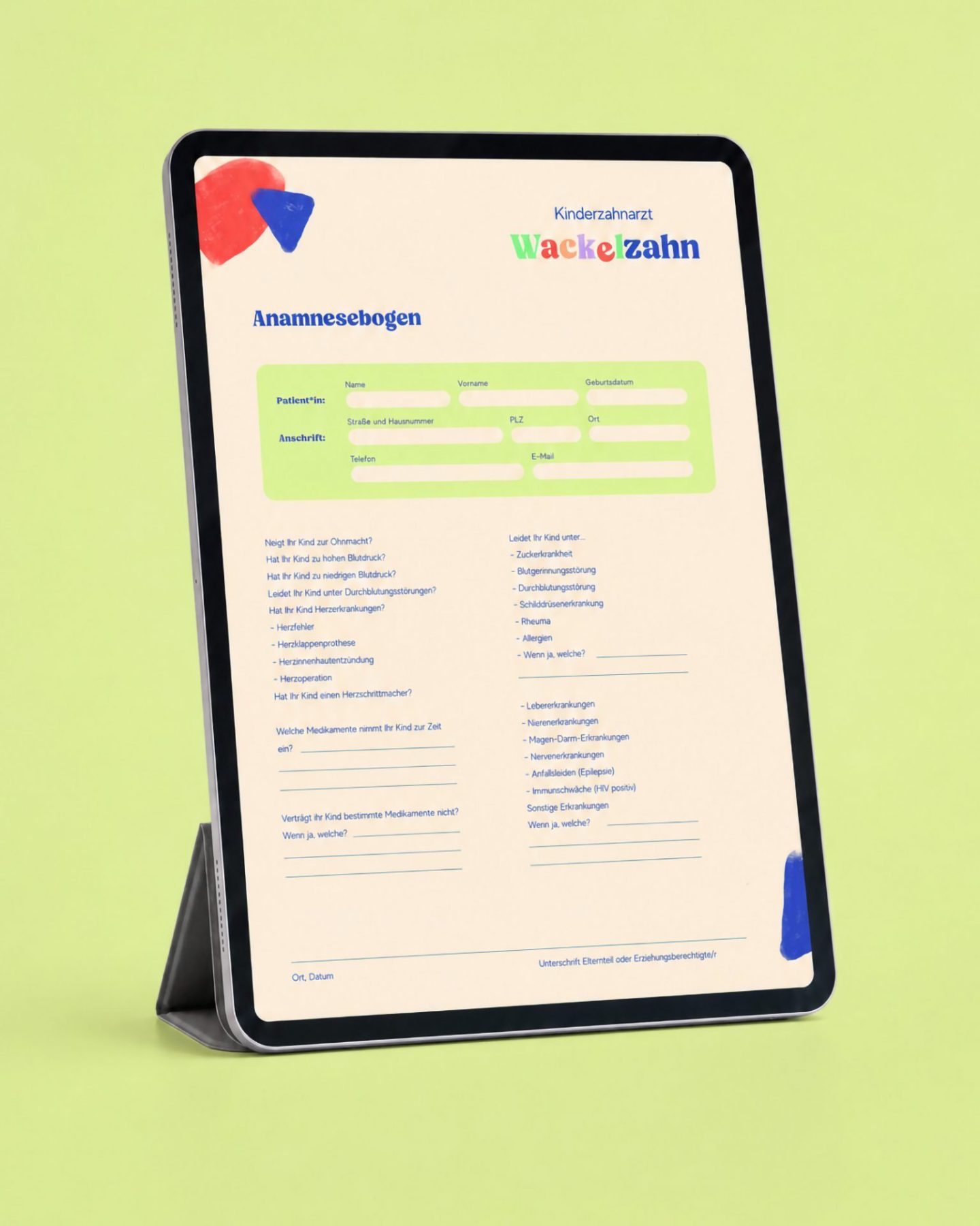 Wackelzahn Anamnesebogen auf Tablet